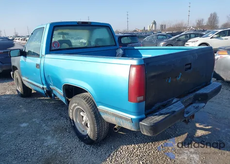 1995 GMC Sierra C1500 z USA, uszkodzony, nr VIN 1GTEC14H0SZ539817